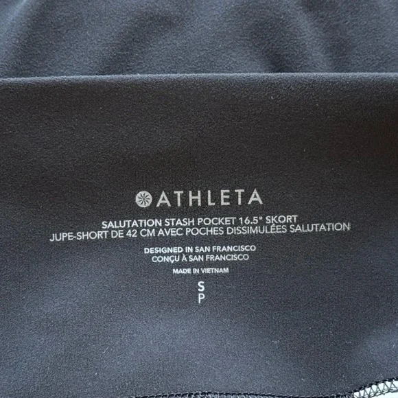 ATHLETA Salutation Stash High Rise 16 1/2 Skort in Color Black Size S - Picture 11 of 12